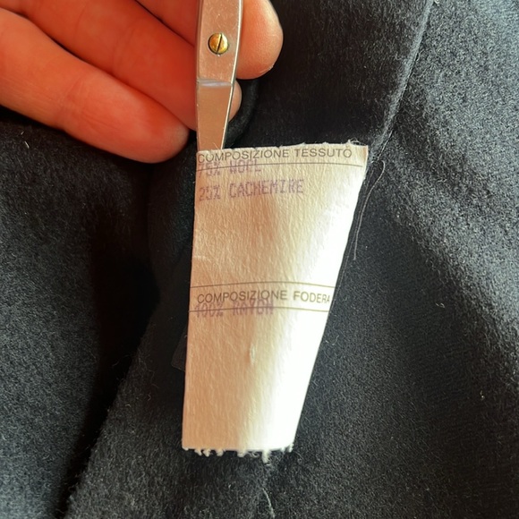 Vintage 90’s Victor Victoria navy cashmere mini skirt, made in Italy Size 44 - Picture 6 of 6